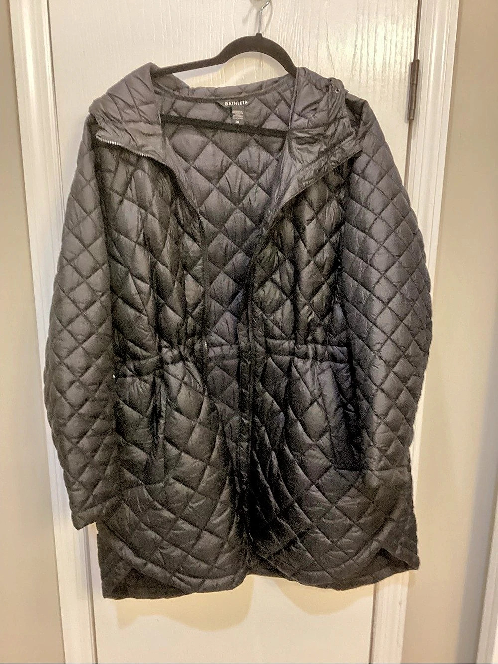 Athleta Quilted Hooded Puffer Jacket in Black Size 2X Like New